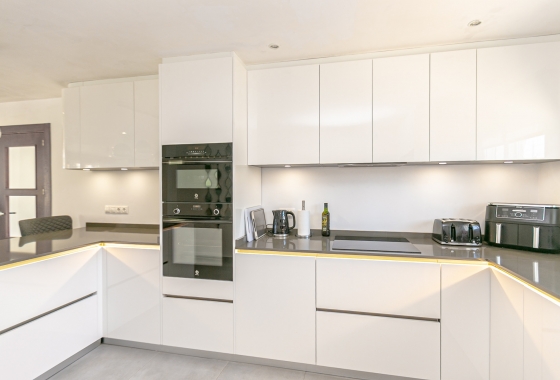 Rynek wtórny - Villa - Orihuela Costa - Lomas de Don Juan