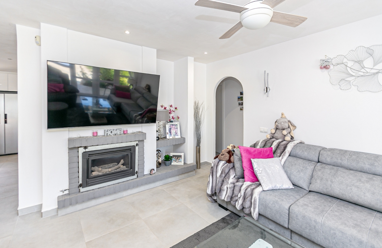 Rynek wtórny - Villa - Orihuela Costa - Lomas de Don Juan