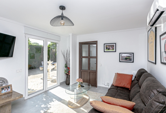 Rynek wtórny - Villa - Orihuela Costa - Lomas de Don Juan