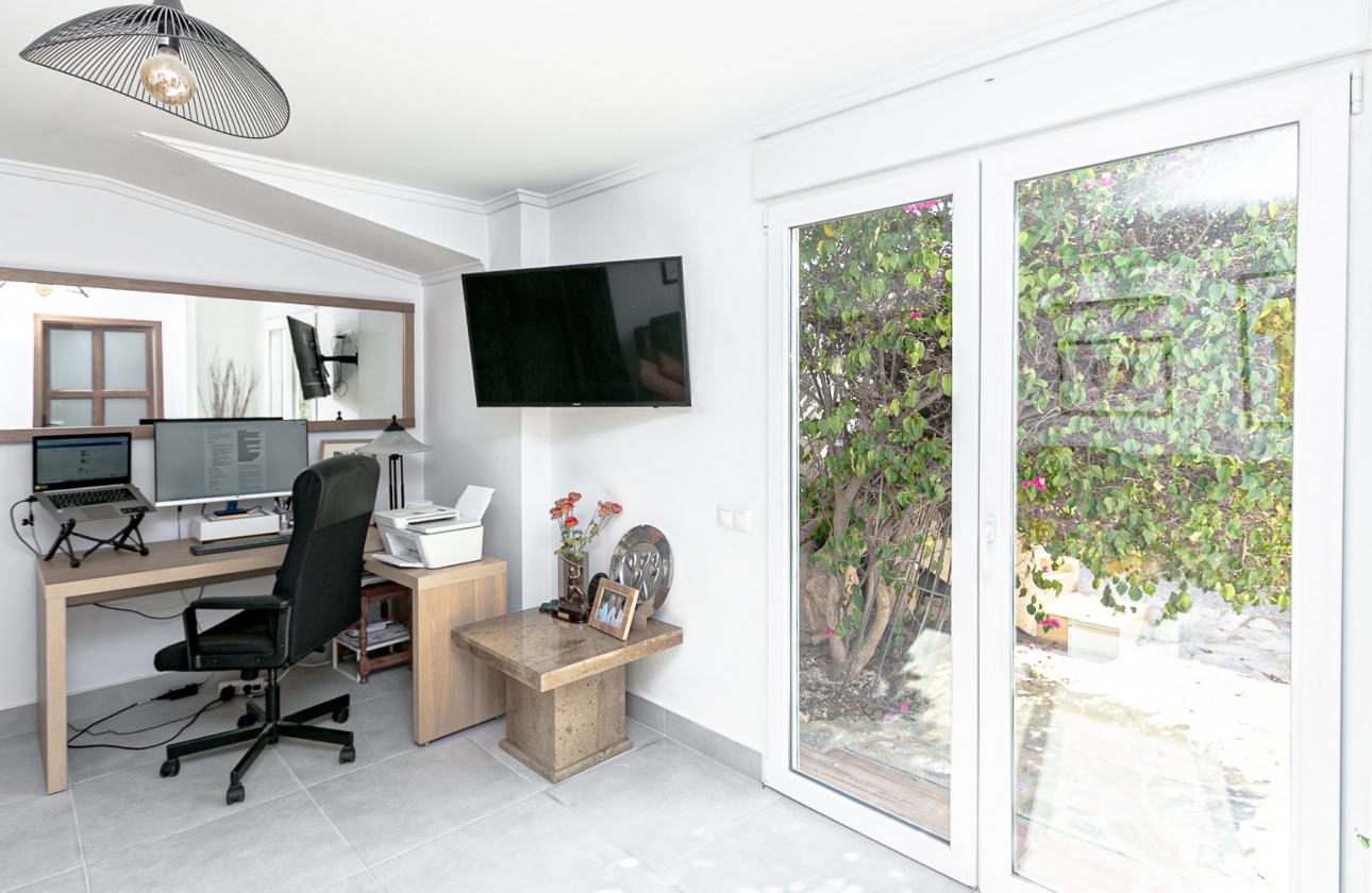 Rynek wtórny - Villa - Orihuela Costa - Lomas de Don Juan