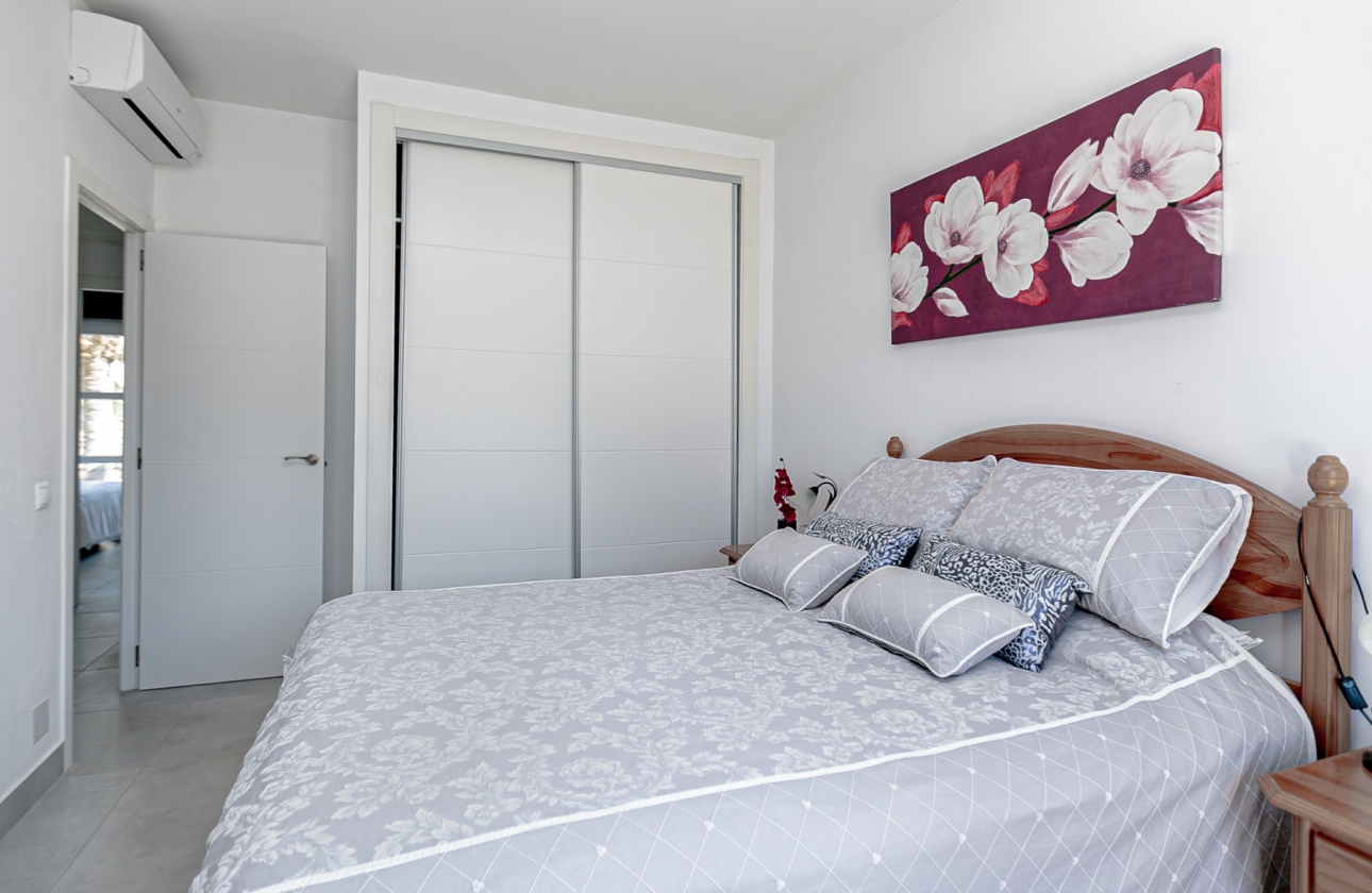 Rynek wtórny - Villa - Orihuela Costa - Lomas de Don Juan