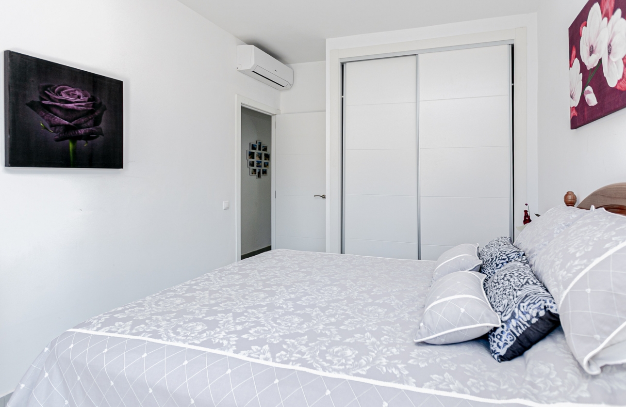 Rynek wtórny - Villa - Orihuela Costa - Lomas de Don Juan