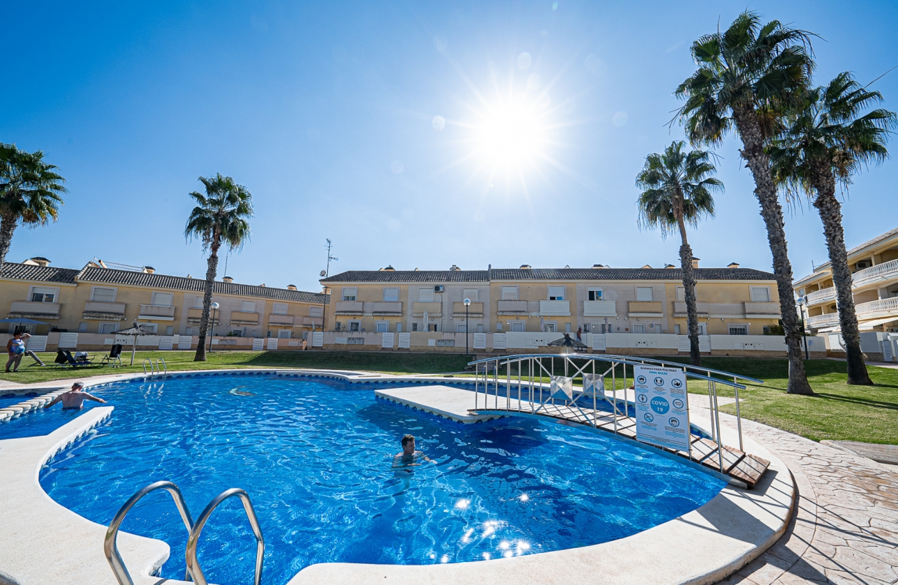 Rynek wtórny - Apartament - Orihuela Costa - Lomas de Cabo Roig