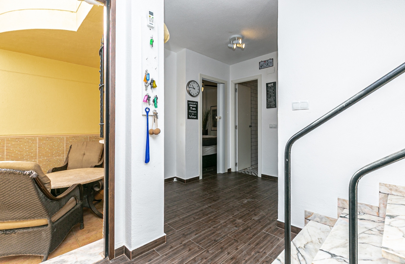 Rynek wtórny - Szeregowiec - Torrevieja - Torretas