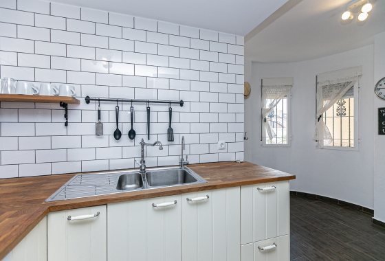 Rynek wtórny - Szeregowiec - Torrevieja - Torretas