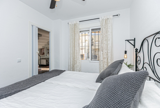 Rynek wtórny - Szeregowiec - Torrevieja - Torretas