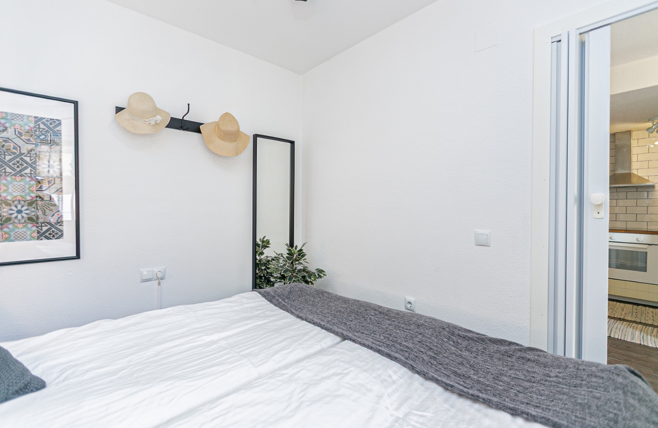 Rynek wtórny - Szeregowiec - Torrevieja - Torretas