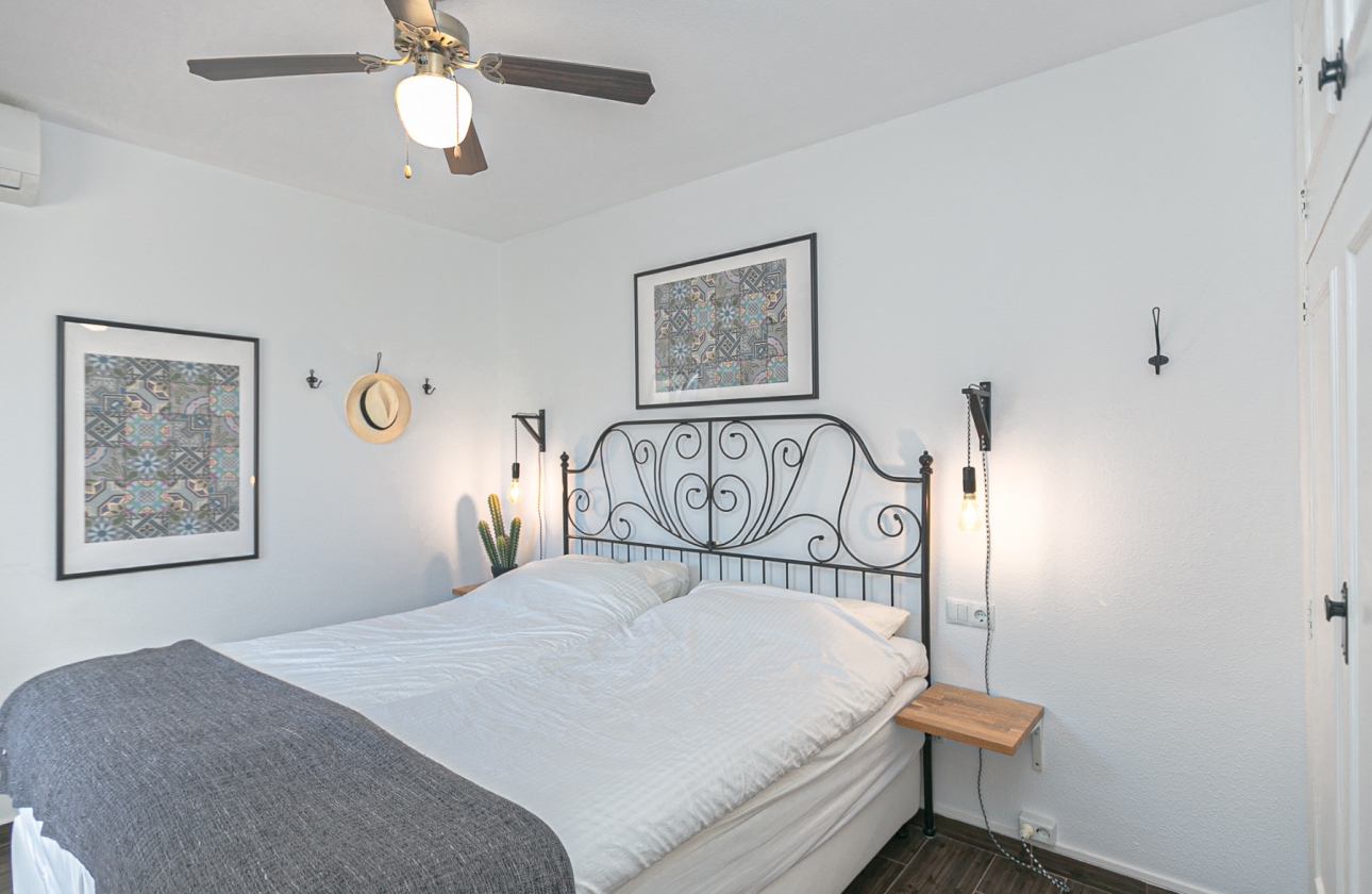 Rynek wtórny - Szeregowiec - Torrevieja - Torretas