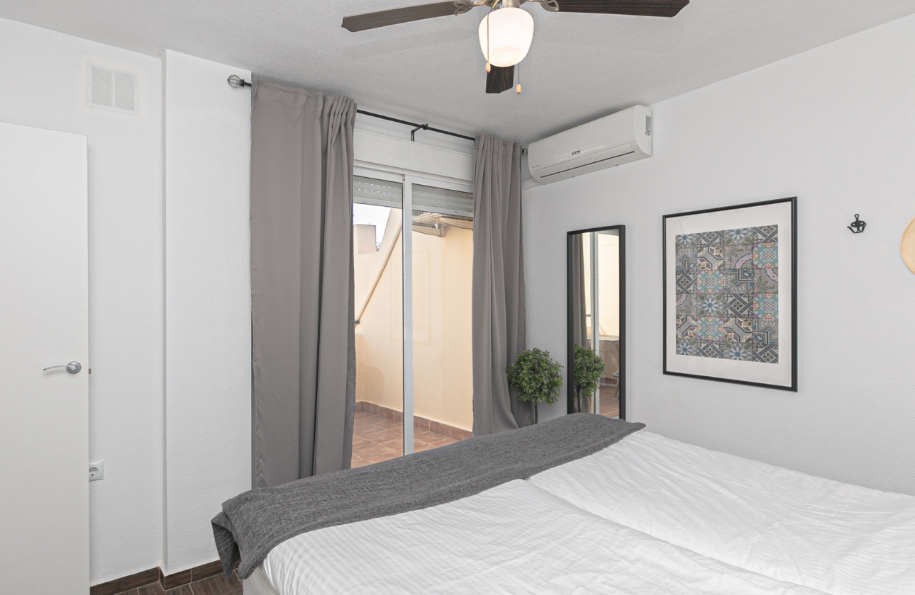 Rynek wtórny - Szeregowiec - Torrevieja - Torretas