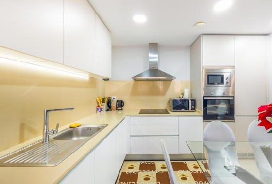 Rynek wtórny - Apartament - Torrevieja - Estacion de autobuses