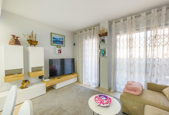 Rynek wtórny - Apartament - Torrevieja - Estacion de autobuses