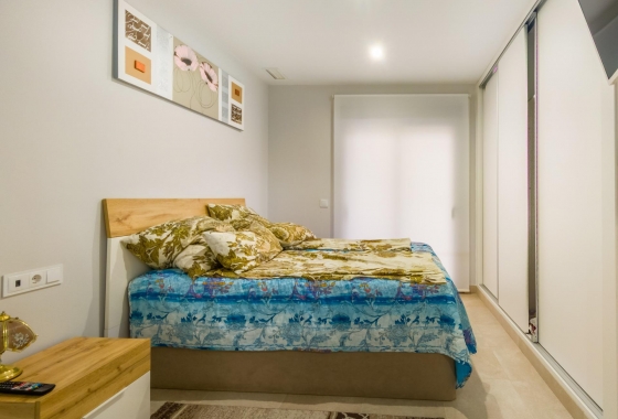 Rynek wtórny - Apartament - Torrevieja - Estacion de autobuses