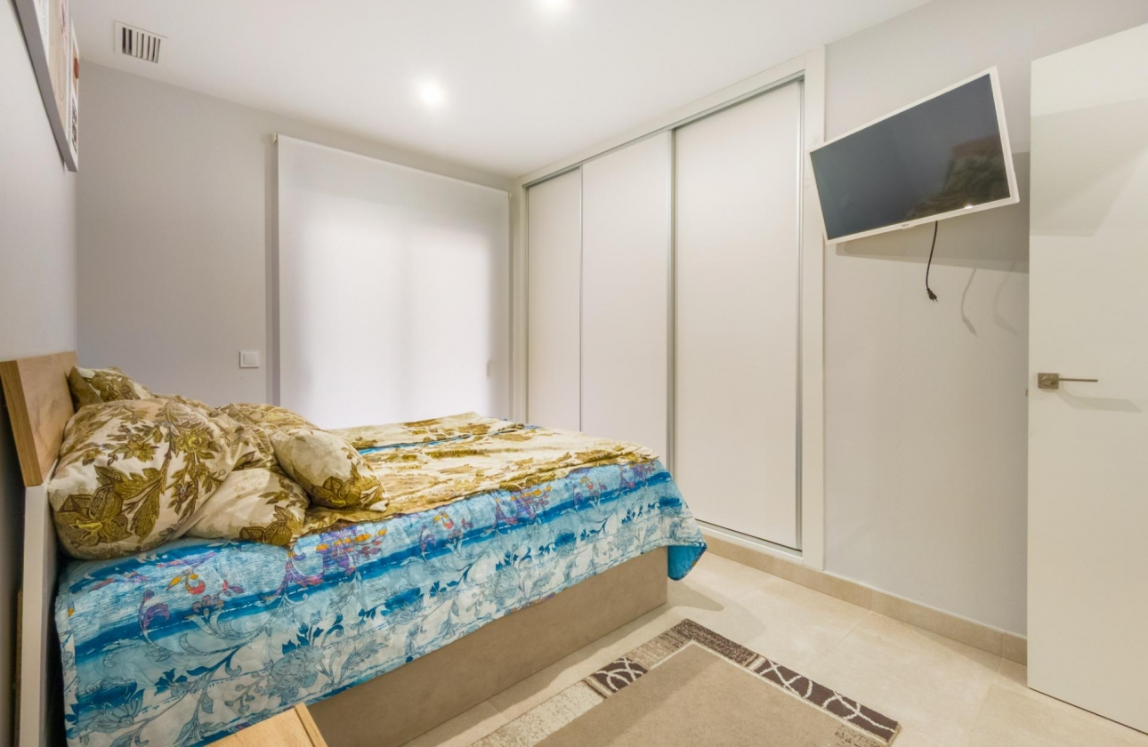 Rynek wtórny - Apartament - Torrevieja - Estacion de autobuses