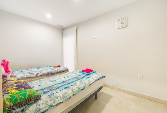 Rynek wtórny - Apartament - Torrevieja - Estacion de autobuses