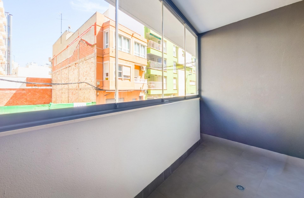 Rynek wtórny - Apartament - Torrevieja - Estacion de autobuses