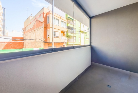 Rynek wtórny - Apartament - Torrevieja - Estacion de autobuses