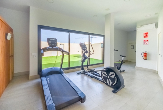 Rynek wtórny - Apartament - Torrevieja - Estacion de autobuses