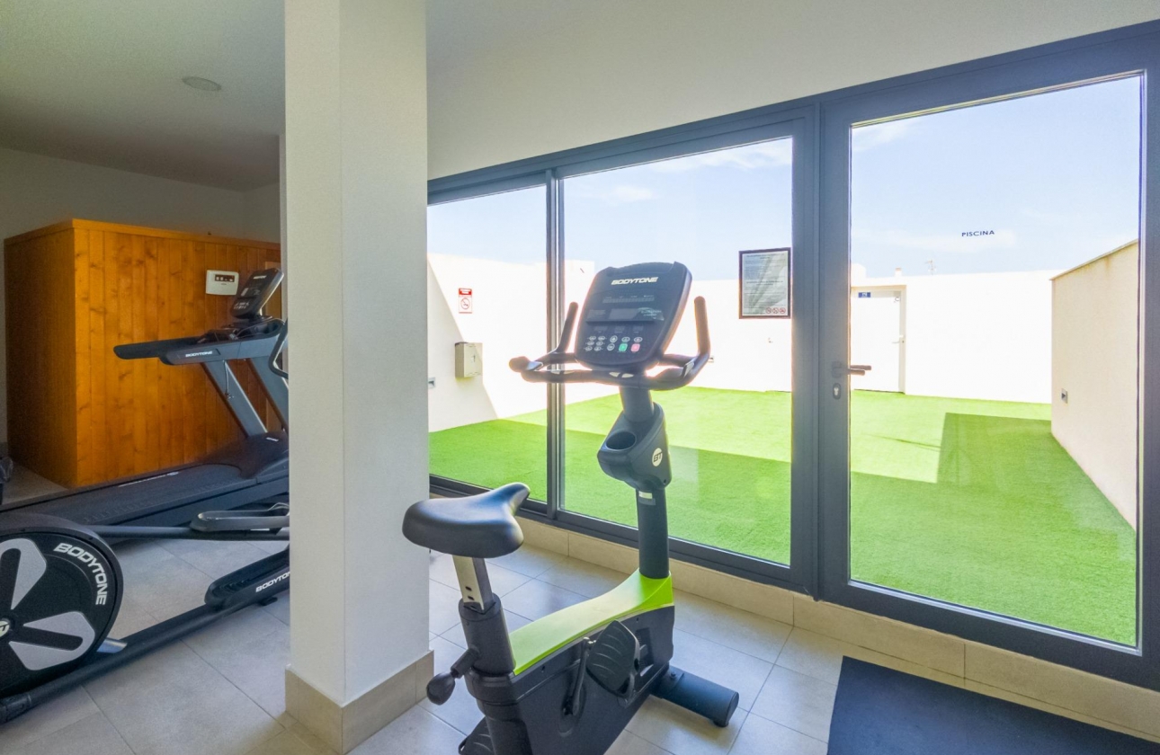 Rynek wtórny - Apartament - Torrevieja - Estacion de autobuses