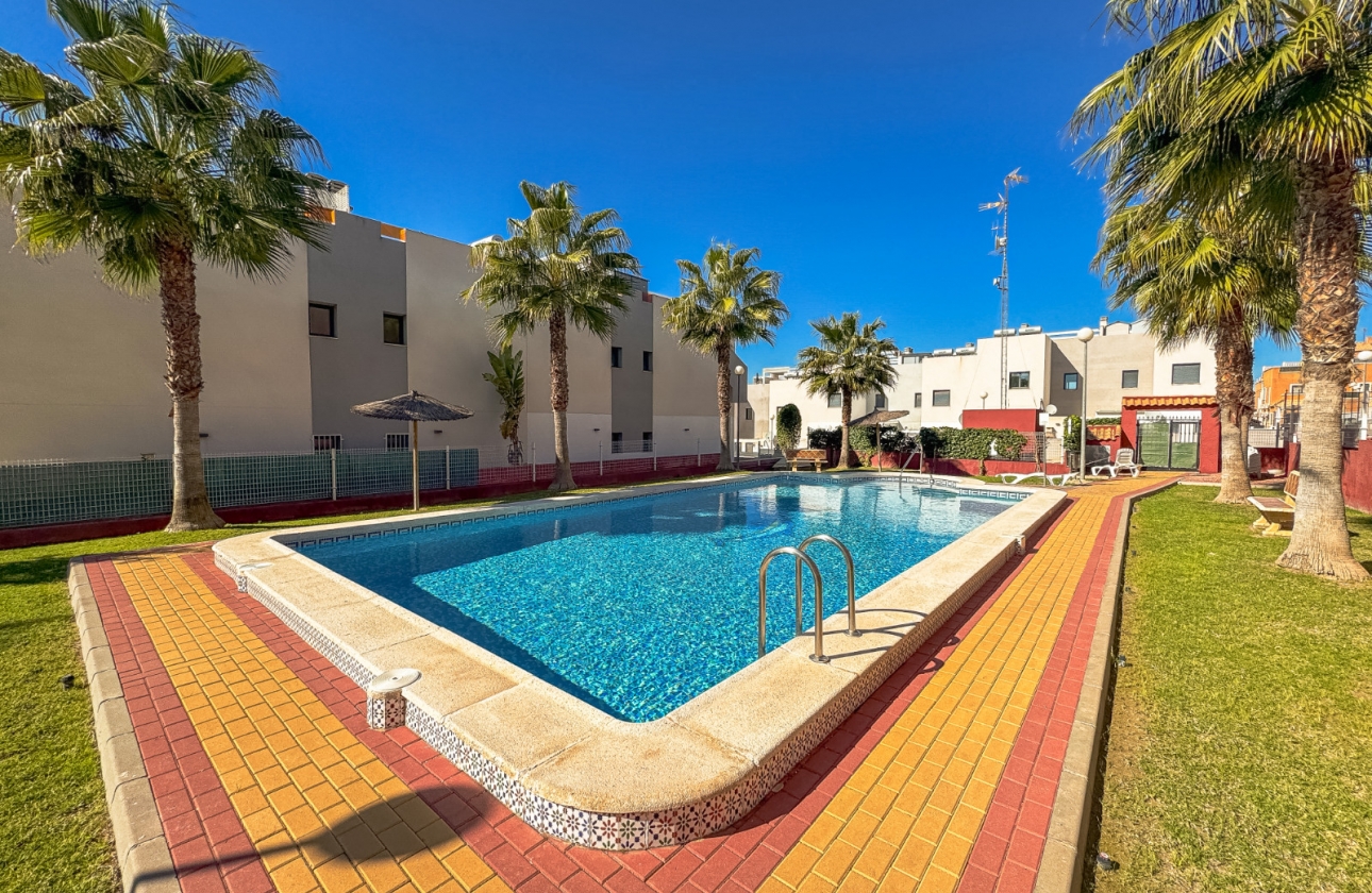 Rynek wtórny - Bungalow - Torrevieja - Los Altos