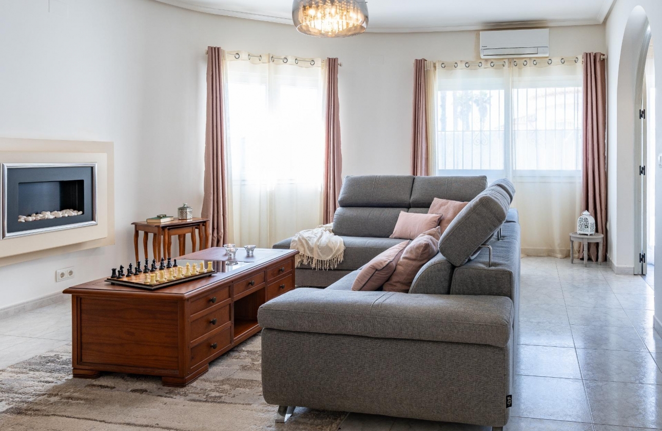 Rynek wtórny - Villa - Orihuela Costa - Playa Flamenca