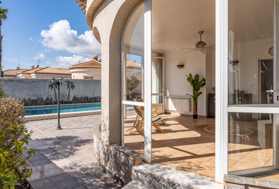 Rynek wtórny - Villa - Orihuela Costa - Playa Flamenca