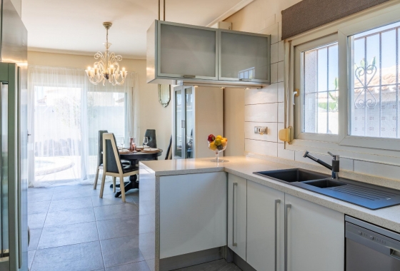 Rynek wtórny - Villa - Orihuela Costa - Playa Flamenca