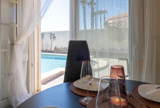 Rynek wtórny - Villa - Orihuela Costa - Playa Flamenca