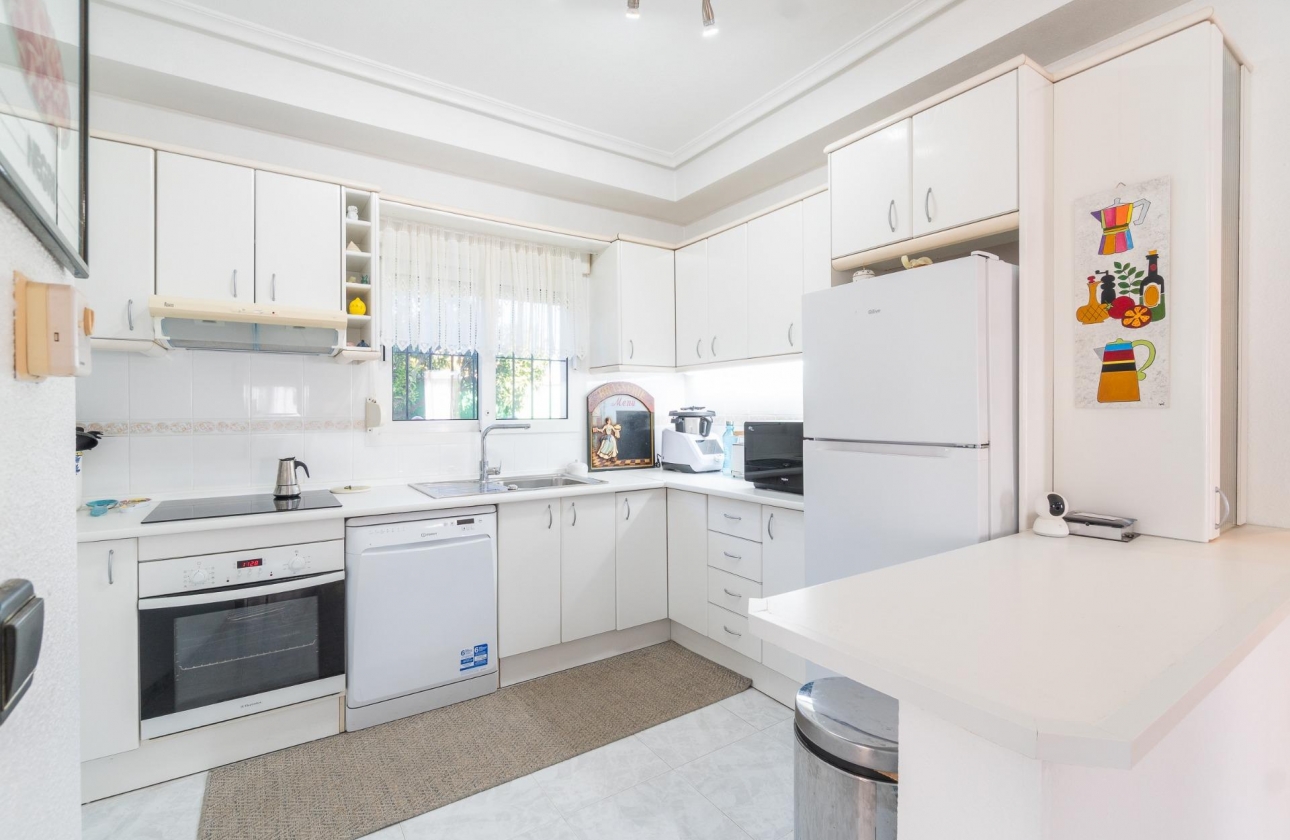 Rynek wtórny - Villa - Orihuela Costa - La Zenia