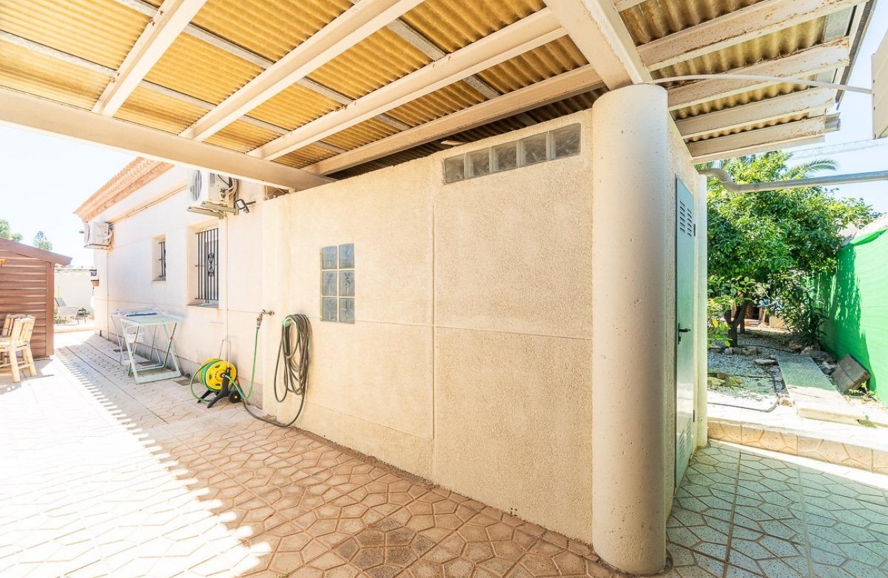 Rynek wtórny - Villa - Orihuela Costa - La Zenia