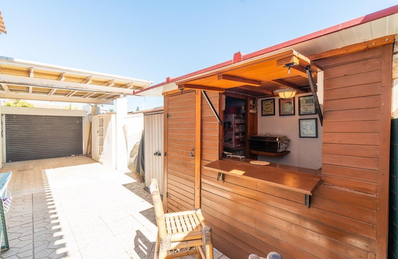 Rynek wtórny - Villa - Orihuela Costa - La Zenia