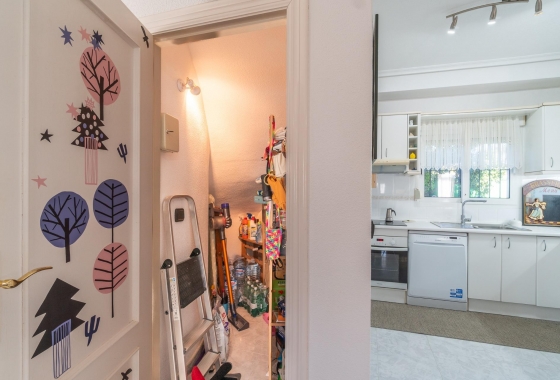 Rynek wtórny - Villa - Orihuela Costa - La Zenia