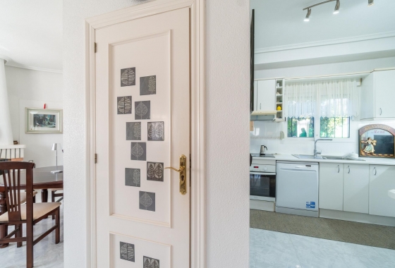 Rynek wtórny - Villa - Orihuela Costa - La Zenia