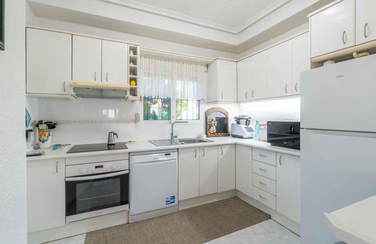 Rynek wtórny - Villa - Orihuela Costa - La Zenia