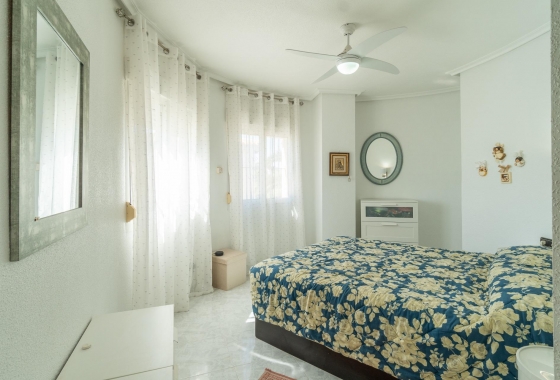 Rynek wtórny - Villa - Orihuela Costa - La Zenia