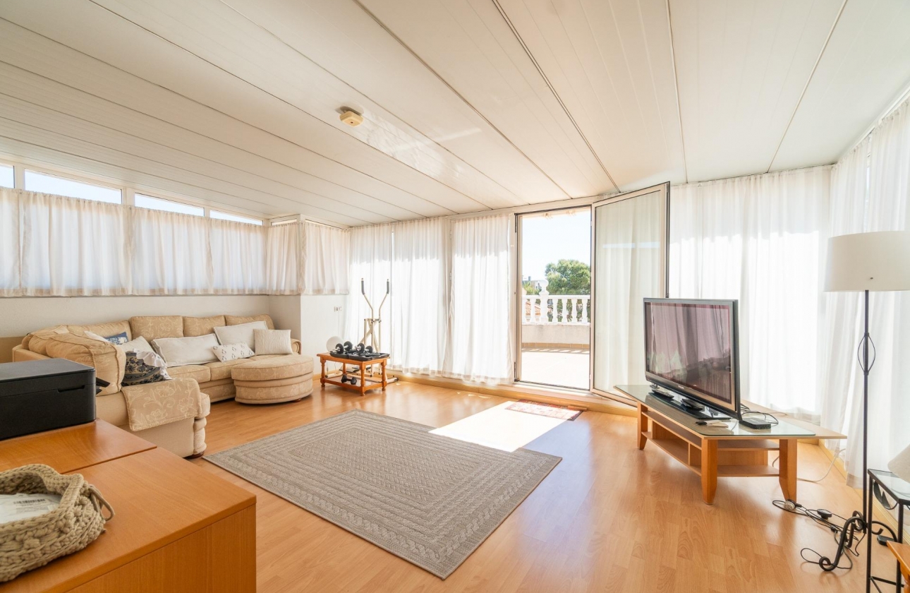 Rynek wtórny - Villa - Orihuela Costa - La Zenia