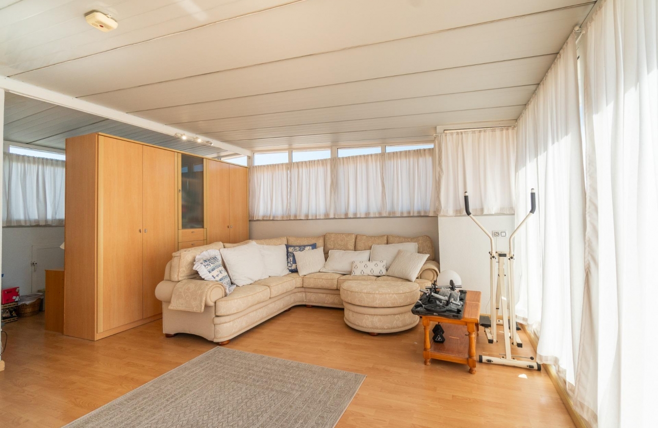 Rynek wtórny - Villa - Orihuela Costa - La Zenia