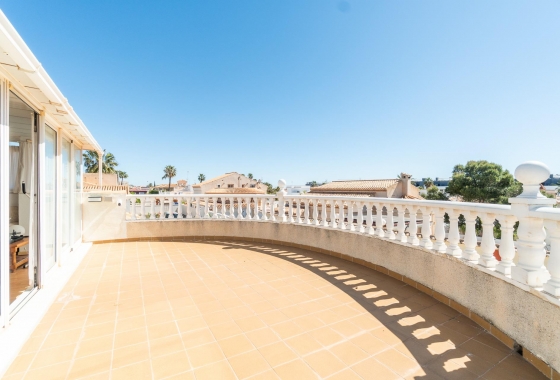 Rynek wtórny - Villa - Orihuela Costa - La Zenia