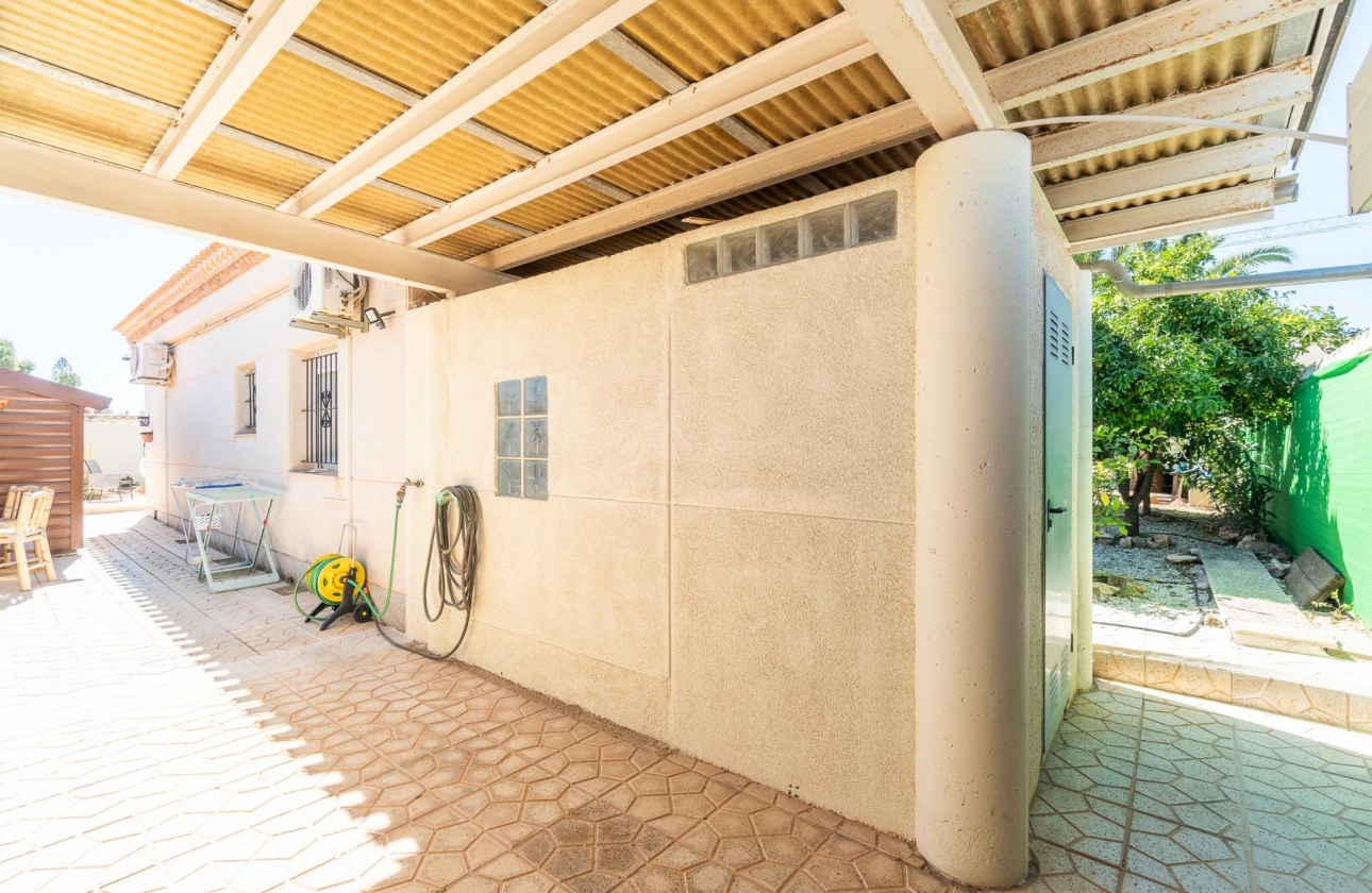 Rynek wtórny - Villa - Orihuela Costa - La Zenia