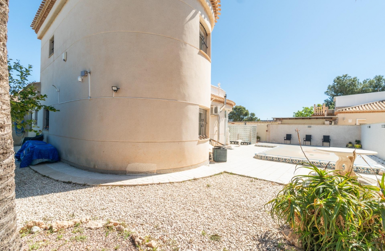 Rynek wtórny - Villa - Orihuela Costa - La Zenia