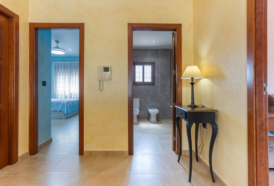 Rynek wtórny - Villa - Los Montesinos - La Herrada