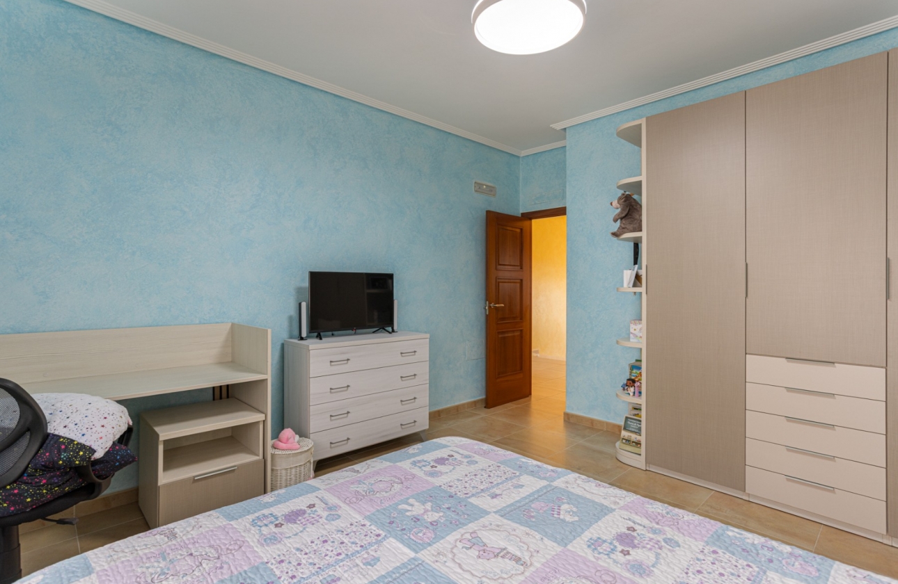 Rynek wtórny - Villa - Los Montesinos - La Herrada