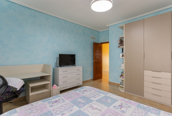 Rynek wtórny - Villa - Los Montesinos - La Herrada