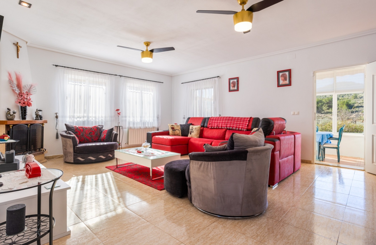 Reventa - Finca - Country Property - La Zarza