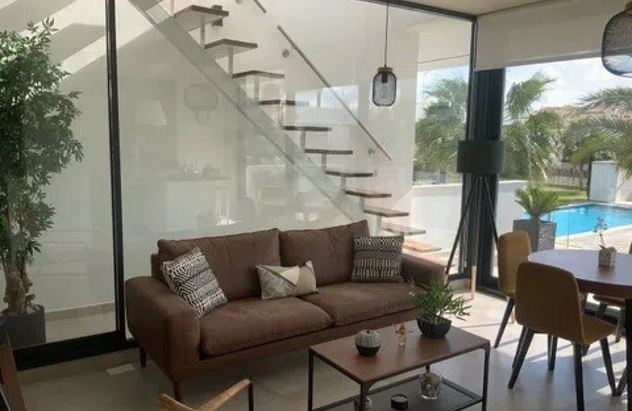 Resale - Apartment - Mar de Cristal