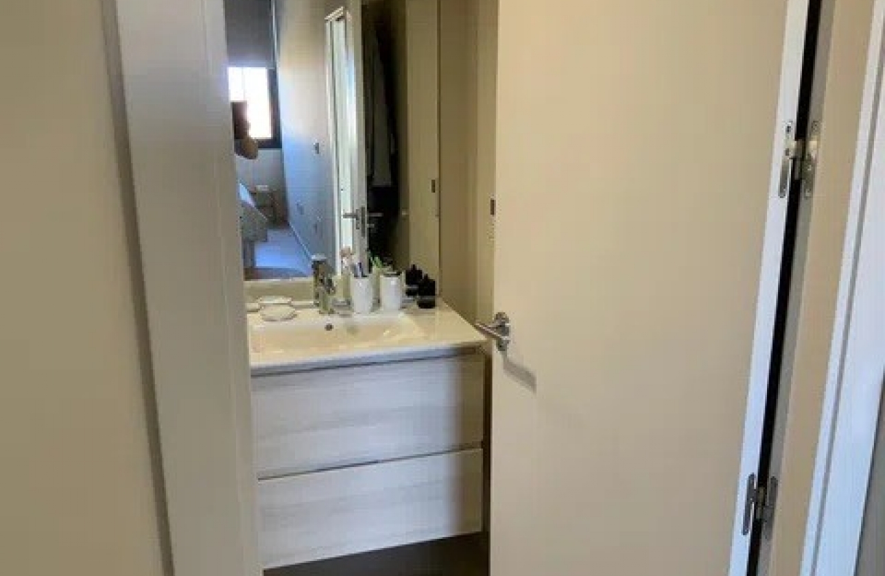 Resale - Apartment - Mar de Cristal