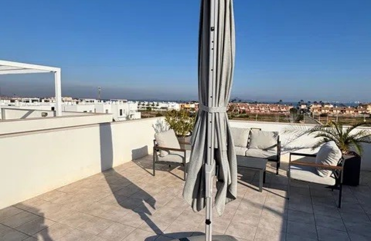 Resale - Apartment - Mar de Cristal
