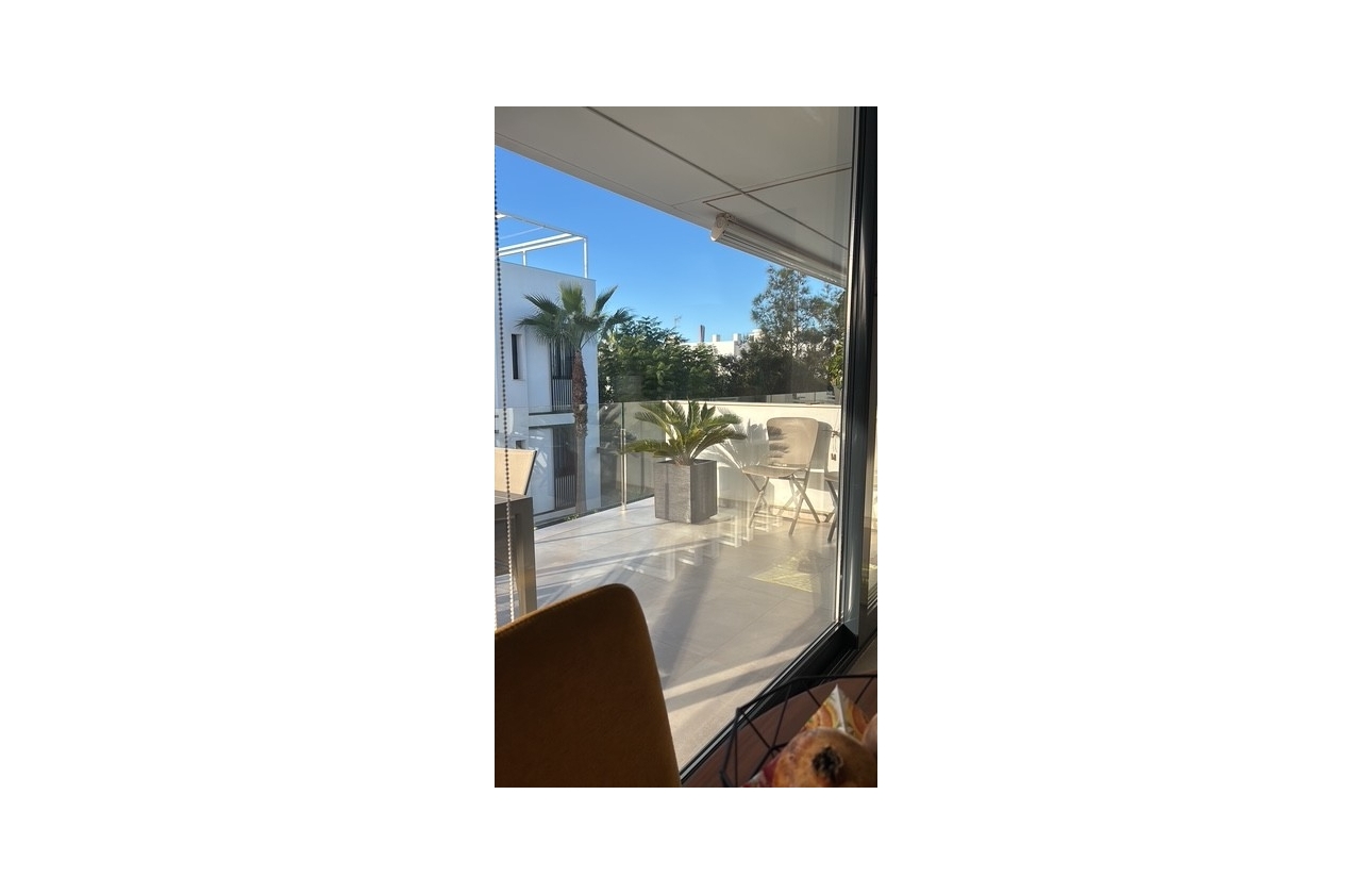 Resale - Apartment - Mar de Cristal