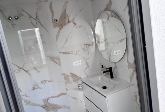 Rynek wtórny - Szeregowiec - Los Montesinos - La Herada