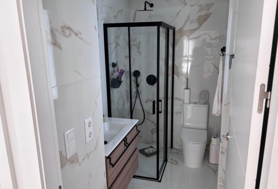 Rynek wtórny - Szeregowiec - Los Montesinos - La Herada