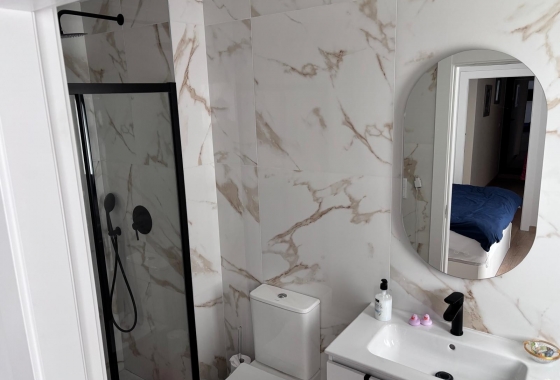 Rynek wtórny - Szeregowiec - Los Montesinos - La Herada